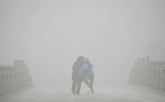 霧霾污染重度來襲，大氣監測肩負重任